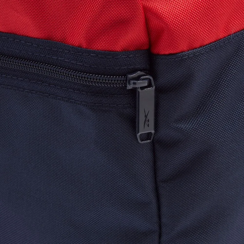 Act Core Ll M Grip Duffle Bags