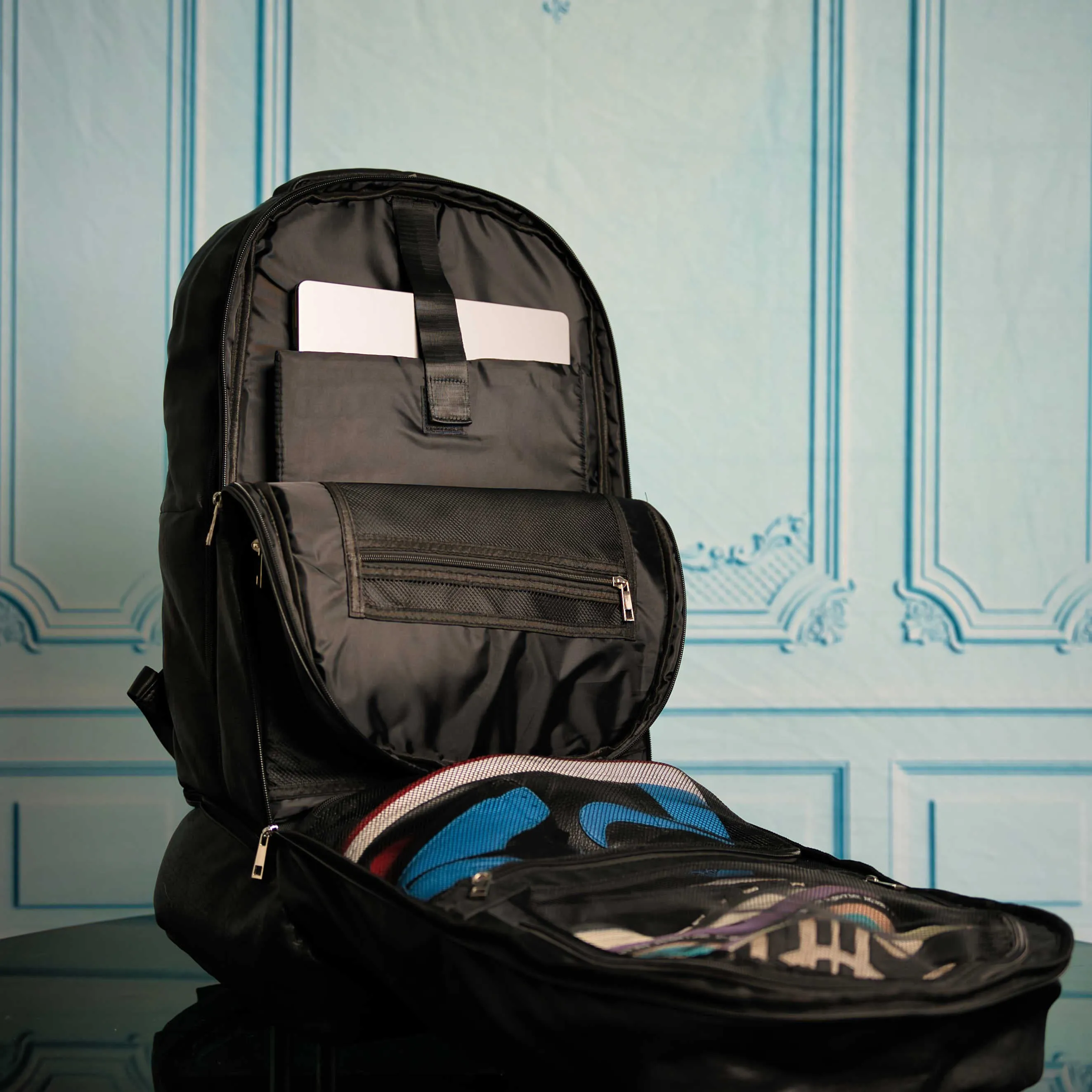 Black Leather Carryon (BLACK FRIDAY SALE)